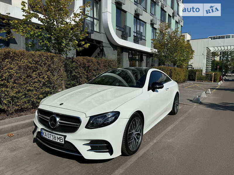 Купе Mercedes-Benz E-Class 2019 в Києві фото 11 Купе Mercedes-Benz E-Class 2019 в Києві