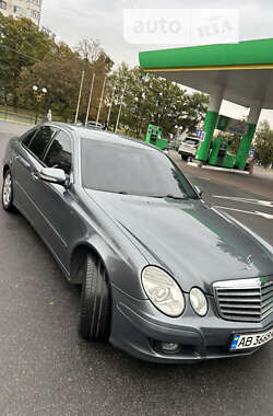 Седан Mercedes-Benz E-Class 2007 в Виннице