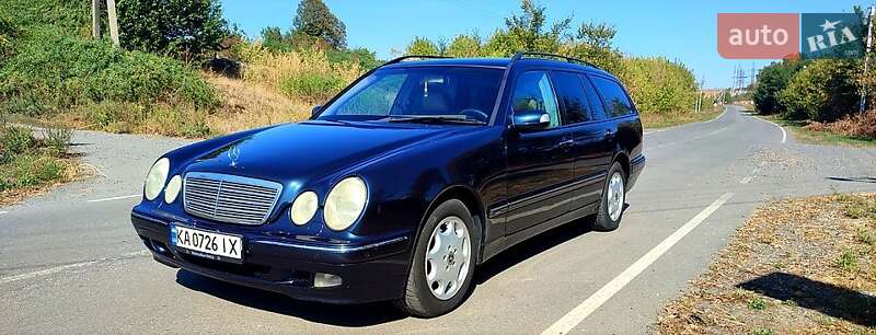 Универсал Mercedes-Benz E-Class 2001 в Лохвице