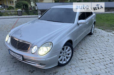 Седан Mercedes-Benz E-Class 2005 в Мукачево