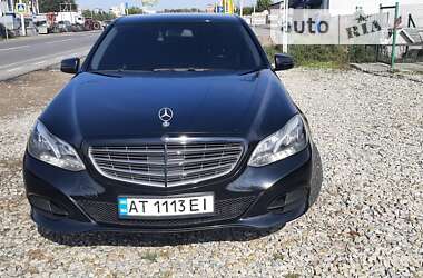 Седан Mercedes-Benz E-Class 2013 в Івано-Франківську