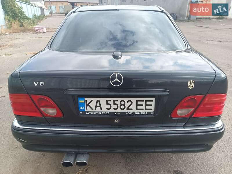 Седан Mercedes-Benz E-Class 1996 в Киеве
