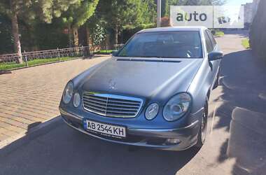 Седан Mercedes-Benz E-Class 2005 в Виннице