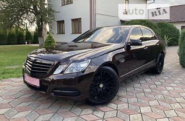 Седан Mercedes-Benz E-Class 2011 в Коломиї