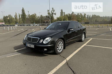 Седан Mercedes-Benz E-Class 2003 в Кривом Роге