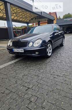 Седан Mercedes-Benz E-Class 2005 в Тячеве