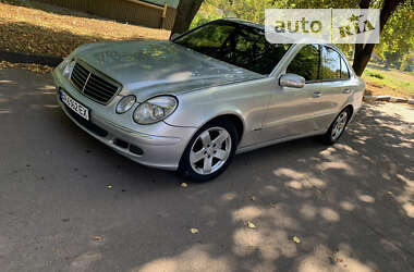 Седан Mercedes-Benz E-Class 2002 в Житомире