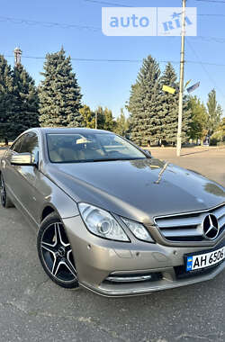 Купе Mercedes-Benz E-Class 2011 в Каменском