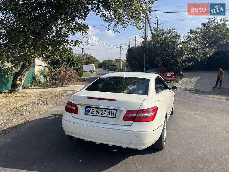 Купе Mercedes-Benz E-Class 2011 в Дніпрі