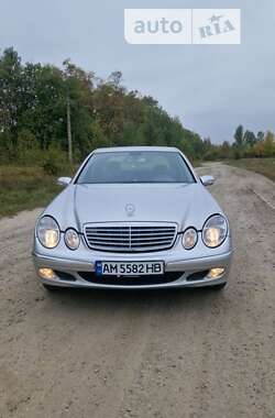 Седан Mercedes-Benz E-Class 2002 в Бердичеві