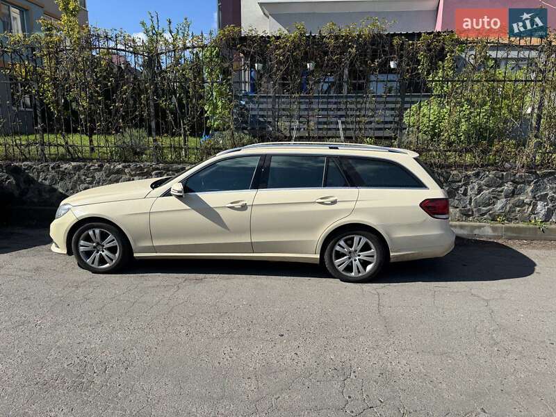 Універсал Mercedes-Benz E-Class 2013 в Києві