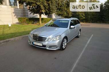 Универсал Mercedes-Benz E-Class 2010 в Киеве