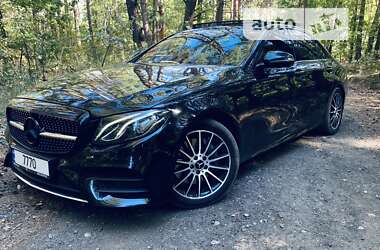 Седан Mercedes-Benz E-Class 2017 в Киеве