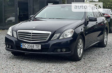 Седан Mercedes-Benz E-Class 2011 в Львові