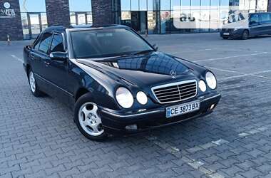 Седан Mercedes-Benz E-Class 2001 в Чернівцях