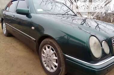 Седан Mercedes-Benz E-Class 1999 в Одессе