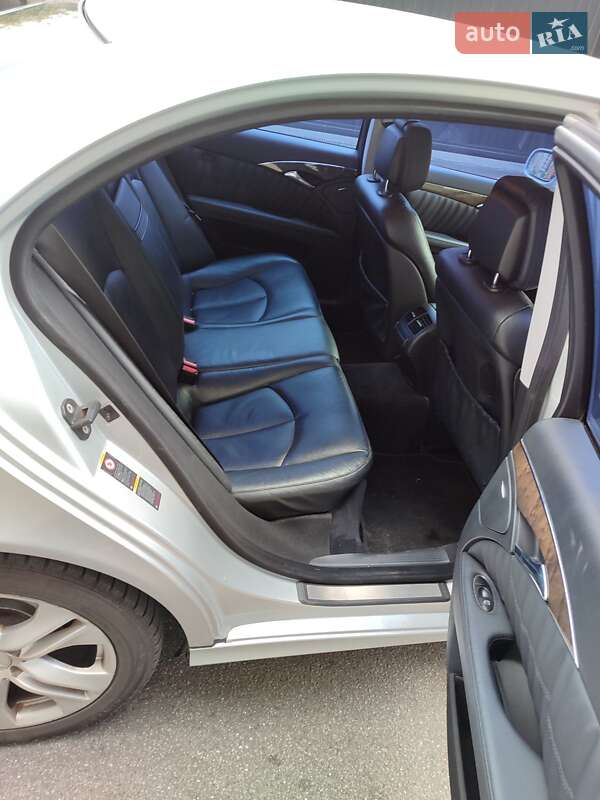 Седан Mercedes-Benz E-Class 2007 в Киеве фото 15 Седан Mercedes-Benz E-Class 2007 в Киеве