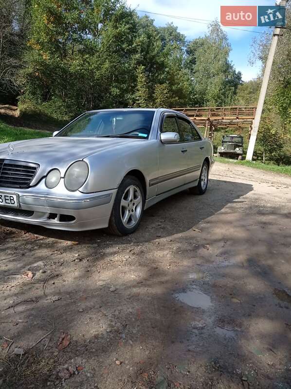 Mercedes-Benz E-Class 1997