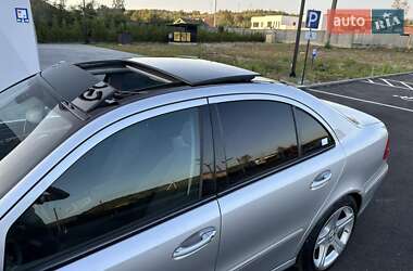 Седан Mercedes-Benz E-Class 2004 в 