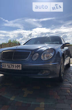 Седан Mercedes-Benz E-Class 2003 в Харькове