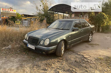 Седан Mercedes-Benz E-Class 1997 в Сумах