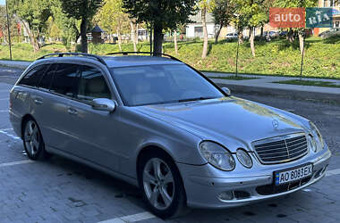 Універсал Mercedes-Benz E-Class 2004 в Сваляві