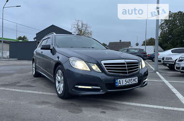 Універсал Mercedes-Benz E-Class 2011 в Борисполі