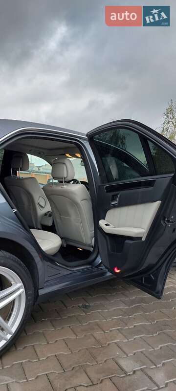 Седан Mercedes-Benz E-Class 2009 в Измаиле