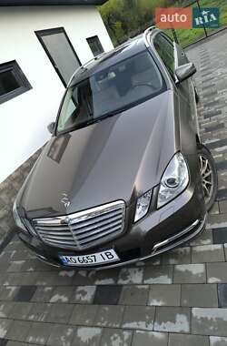 Универсал Mercedes-Benz E-Class 2012 в 