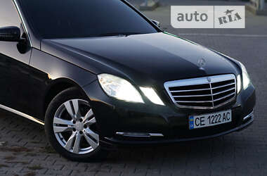 Седан Mercedes-Benz E-Class 2012 в Чернівцях