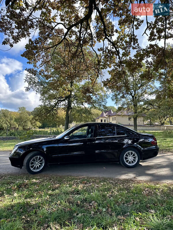 Седан Mercedes-Benz E-Class 2003 в Тернополі