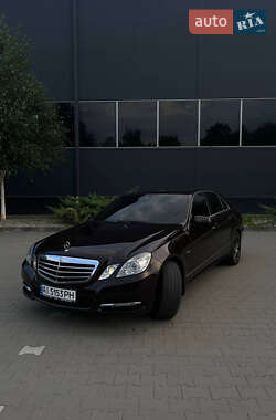 Седан Mercedes-Benz E-Class 2010 в 