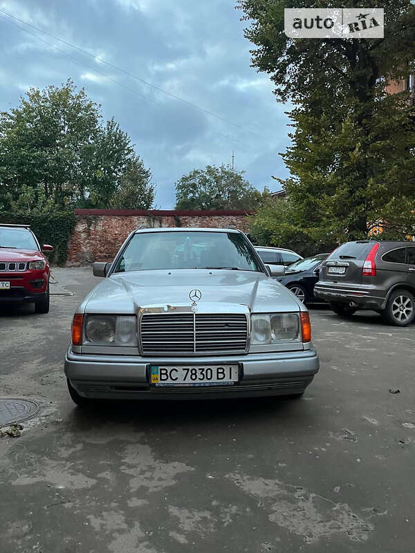 Универсал Mercedes-Benz E-Class 1992 в Львове