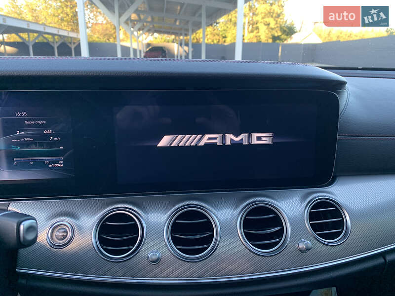 Седан Mercedes-Benz E-Class 2017 в Києві