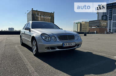 Седан Mercedes-Benz E-Class 2003 в Києві