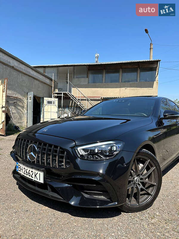 Седан Mercedes-Benz E-Class 2018 в Подольске