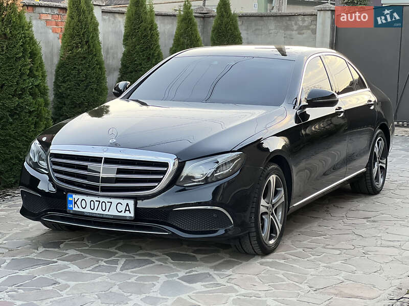 Седан Mercedes-Benz E-Class 2016 в Мукачево