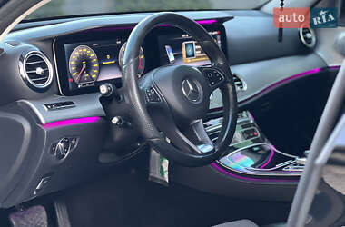 Седан Mercedes-Benz E-Class 2016 в 