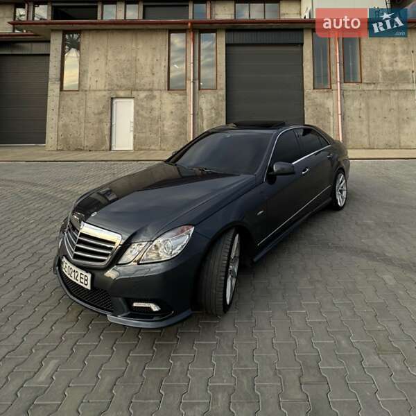 Mercedes-Benz E-Class 2011