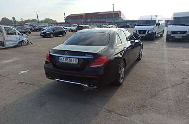 Седан Mercedes-Benz E-Class 2016 в Києві