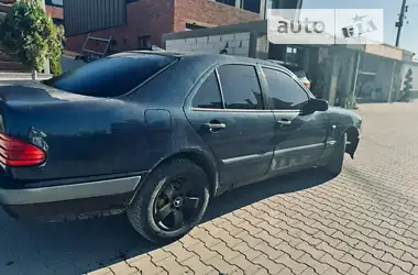 Mercedes-Benz E-Class 1997
