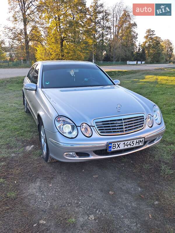 Mercedes-Benz E-Class 2003