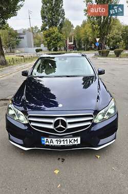 Седан Mercedes-Benz E-Class 2015 в Киеве