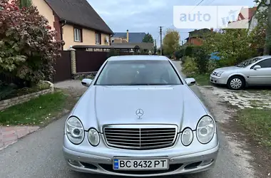 Mercedes-Benz E-Class 2005