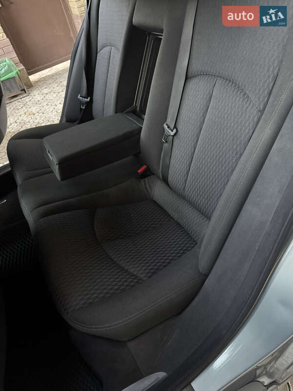 Седан Mercedes-Benz E-Class 2004 в Чугуеве фото 33 Седан Mercedes-Benz E-Class 2004 в Чугуеве