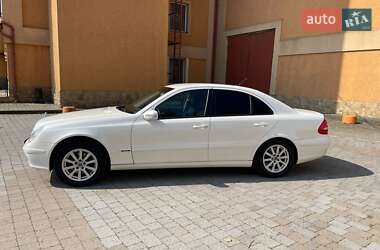 Седан Mercedes-Benz E-Class 2005 в Коломые