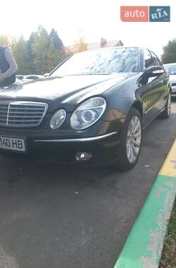 Седан Mercedes-Benz E-Class 2004 в Киеве