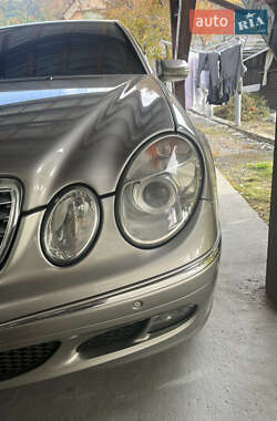 Седан Mercedes-Benz E-Class 2006 в 