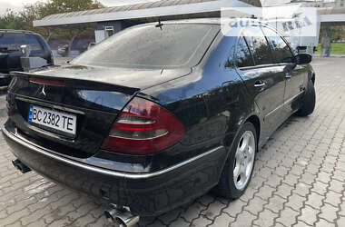 Седан Mercedes-Benz E-Class 2004 в Львове