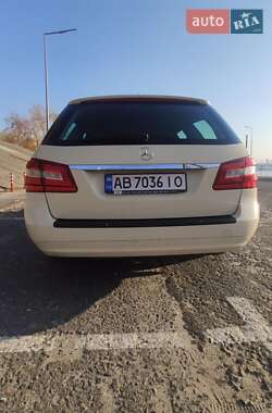 Универсал Mercedes-Benz E-Class 2010 в 